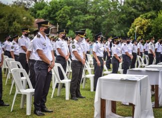 En el bicentenario de la Policía Bonaerense, Ariel Sujarchuk y Beto Ramil distinguieron al personal