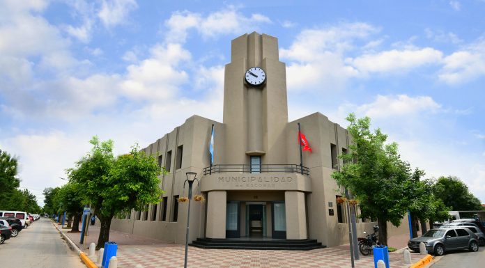 Denuncian a una organización delictiva que realizaba falsas gestiones para destrabar multas de tránsito ante el Municipio