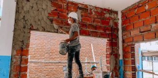 Continúan las obras de infraestructura en 12 escuelas y jardines públicos del distrito