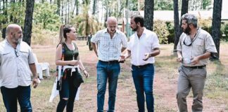 Sujarchuk junto una comitiva municipal viajó a Corrientes tras los incendios