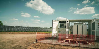 Capacitan al personal del parque solar municipal