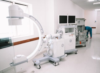 Sujarchuk y Ramil supervisaron la renovación de los quirófanos del Hospital Municipal Néstor Carlos Kirchner