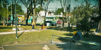 Garín: avanzan las obras de puesta en valor en la plaza Sarmiento y el cementerio