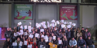 Entrega de diplomas a egresados y egresadas del programa Mini guardavidas