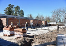 Casa Propia-Casa Activa: avanza la construcción de 32 viviendas para adultos mayores en Belén de Escobar