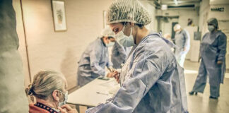 El Municipio desplegó un operativo de vacunación en geriátricos