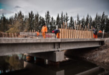 Ingeniero Maschwitz: en las próximas semanas finaliza la obra integral del nuevo puente sobre el arroyo Garín y la pavimentación de la calle Independencia