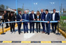 Alberto Fernández, Ariel Sujarchuk, Alexis Guerrera y Beto Ramil inauguraron el primer paso bajo nivel de diseño de la historia del partido de Escobar