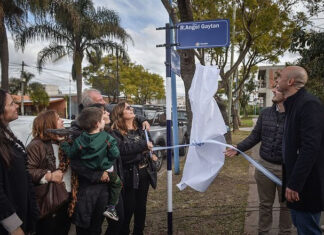 En homenaje a un destacado vecino de Belén de Escobar, se realizó la imposición de nombre a la calle Dr. Roberto Ángel Gaytan