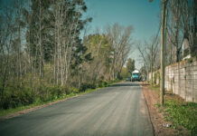 Avanzan los trabajos de pavimentación de calles y construcción de veredas en Garín y Maquinista Savio