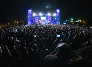 ¡Últimas entradas para el Show de Fer Palacio en la Fiesta Nacional de la Flor!