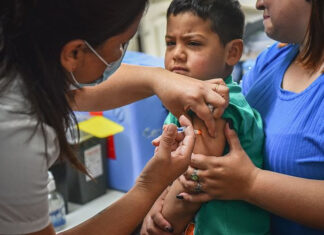 Avanza la inmunización contra el sarampión, rubéola, paperas y poliomielitis y el Municipio organiza “La Tarde de las Vacunas”