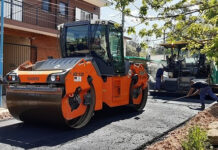 Avanzan importantes obras de pavimentación, bacheo y estabilizado en todo el distrito