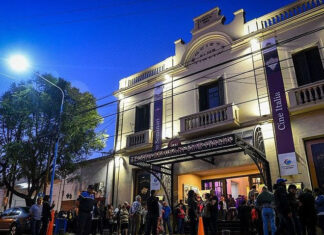 La película nacional “Argentina, 1985” es un éxito de taquilla rotundo tras su primer fin de semana en el Teatro Seminari Cine Italia