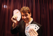 Adrián Guerra, el Mercado Cultural y la comedia “Amores que matan” son algunas de las propuestas del fin de semana