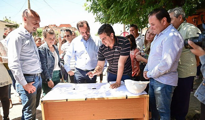 Maquinista Savio: comenzó la obra hidráulica y de pavimentación de la calle El Jilguero