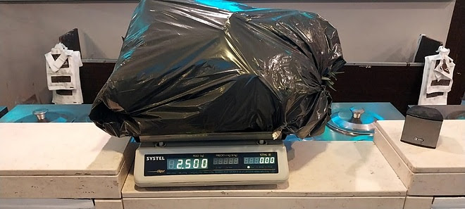 Golpe a la venta de droga: incautan más de ocho kilos de marihuana en Garín