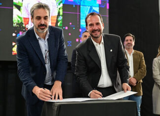 Estudiantes de 60 escuelas secundarias del distrito participaron de la presentación del programa “Mi Primer Voto”