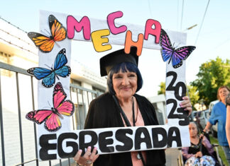 Mercedes cumplió su sueño: la vecina escobarense de 101 años egresó del secundario
