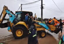 Temporal en Escobar: calles anegadas, evacuados y decenas de árboles caídos