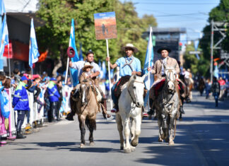 Festejo popular: se viene el tradicional desfile del 25 de Mayo