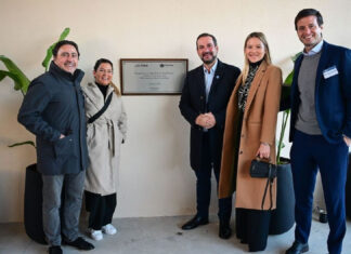 En Garín, se inauguró formalmente el nuevo colegio Rosario Vera Peñaloza