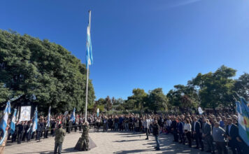 Héroes de Malvinas: la Municipalidad homenajeó a los veteranos de Escobar y anunció un nuevo viaje de excombatientes a las Islas