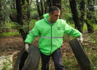 Escobar Sostenible: el Municipio avanza con el retiro puerta a puerta de neumáticos en desuso