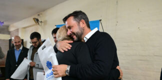 Salud: el Municipio entregó más de 100 anteojos a jubilados del distrito