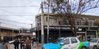 Ingeniero Maschwitz: la Municipalidad sancionó a un local gastronómico por dañar la vereda