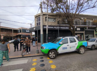 Ingeniero Maschwitz: la Municipalidad sancionó a un local gastronómico por dañar la vereda