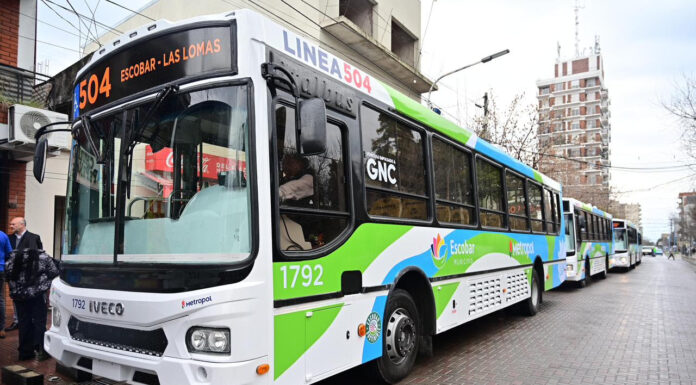 Escobar presentó las primeras unidades 100% a GNC de la provincia de Buenos Aires