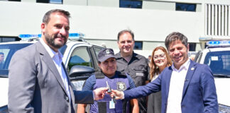 Sujarchuk y Kicillof recorrieron el Centro de Monitoreo ampliado y presentaron nuevos patrulleros