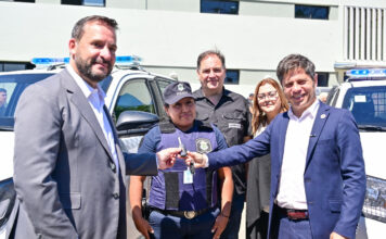 Sujarchuk y Kicillof recorrieron el Centro de Monitoreo ampliado y presentaron nuevos patrulleros