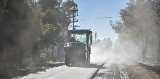Obras estratégicas: continúa la pavimentación de las calles Libertad y La Pista